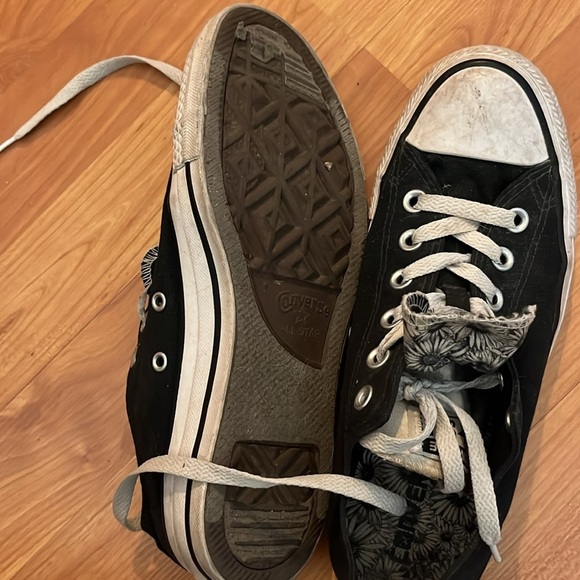 Black Converse All Star Sunflower Design Chucks Size 8 - Picture 5 of 6